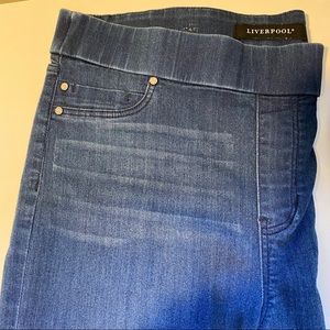 Liverpool Wide Cuff Capri Pants